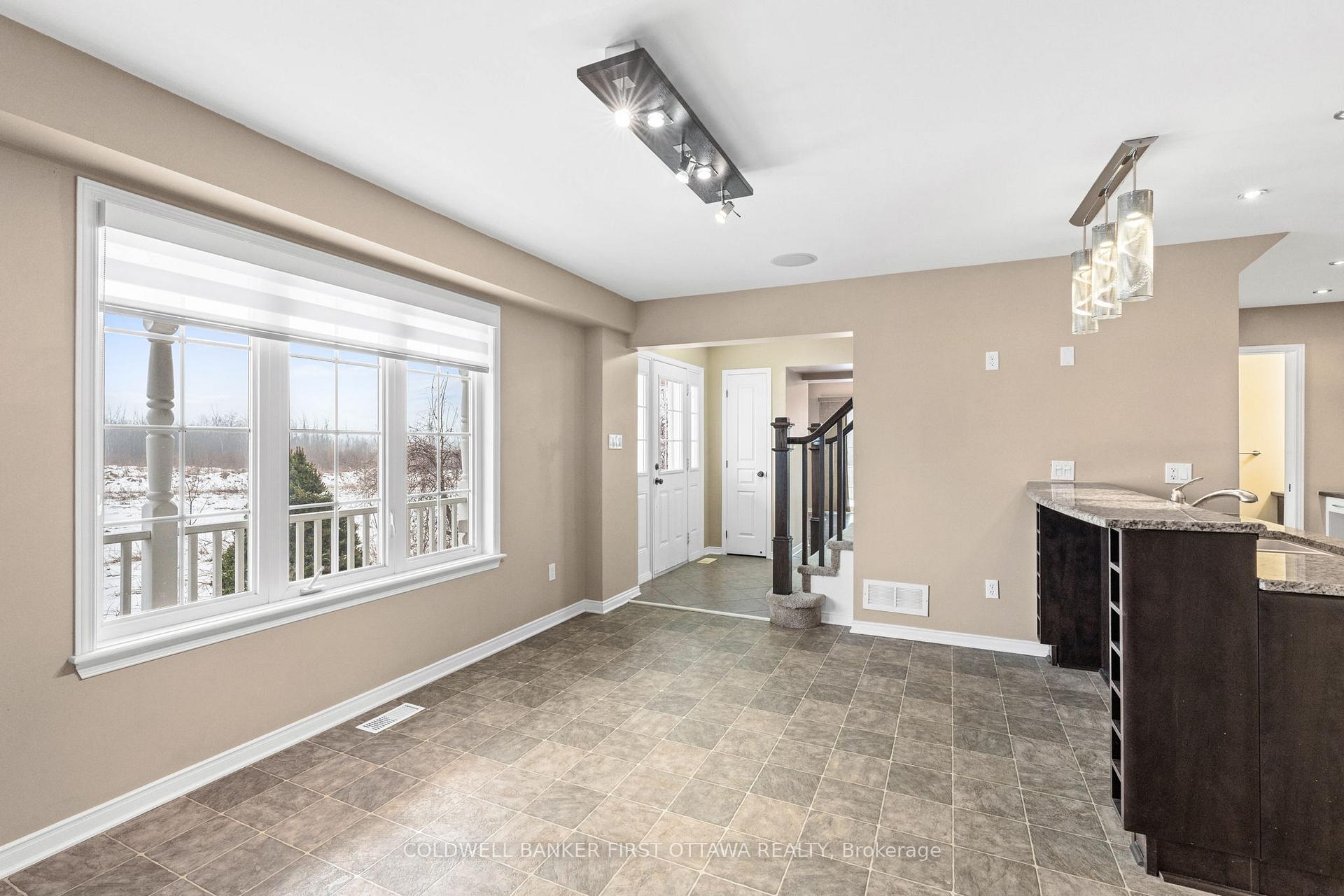 Photo 11 of 169 Cedardown Private, Ottawa, Barrhaven - Stonebridge — HOMEH