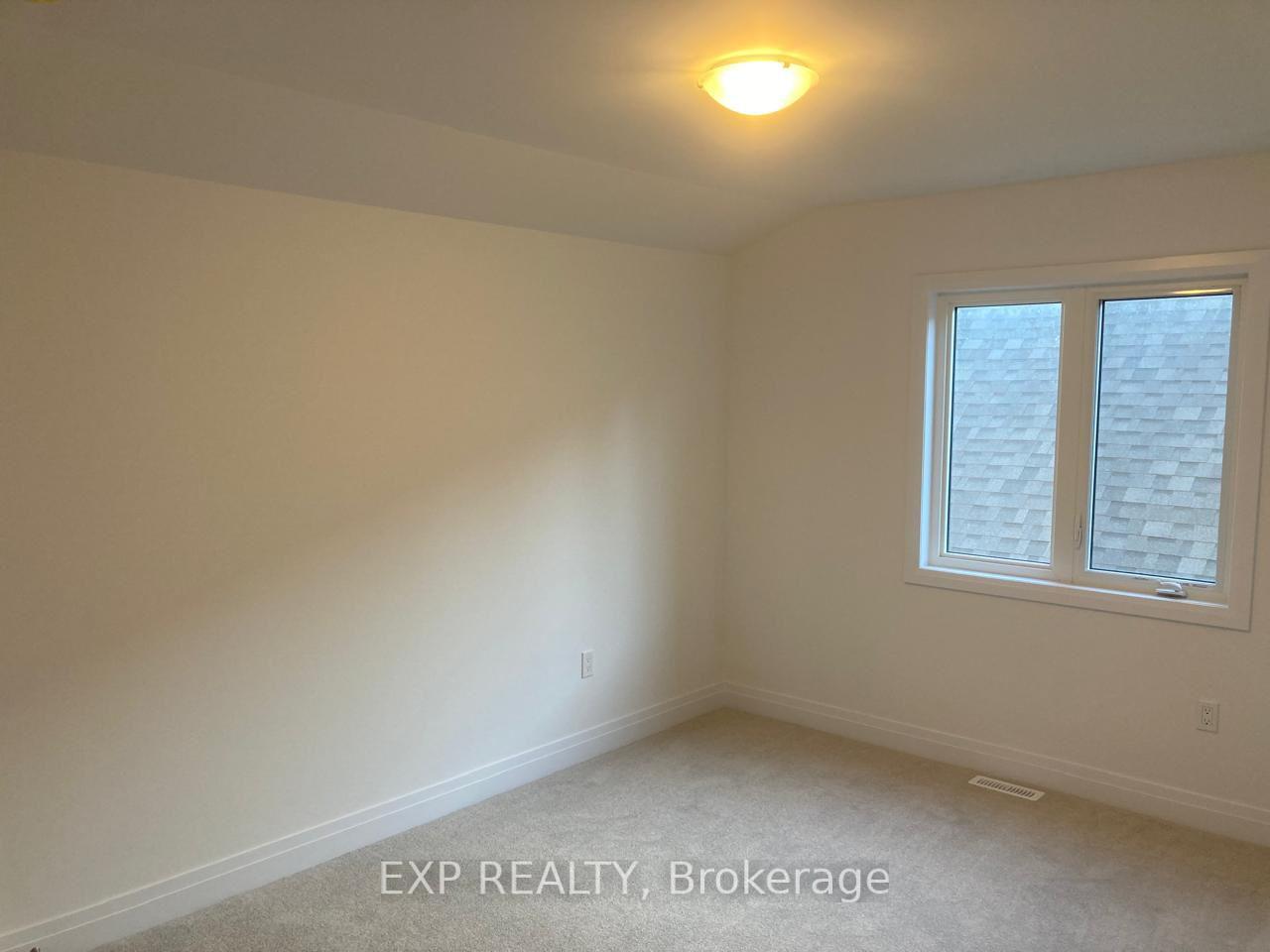 Photo 14 of Unit Upper, 63 Franklin Trail, Barrie, Rural Barrie Southwest — HOMEH