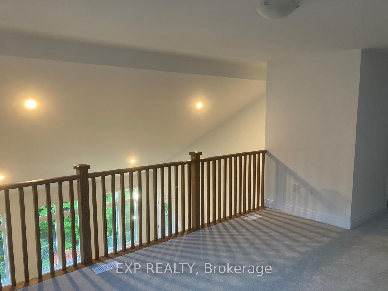 Photo 19 of Unit Upper, 63 Franklin Trail, Barrie, Rural Barrie Southwest — HOMEH
