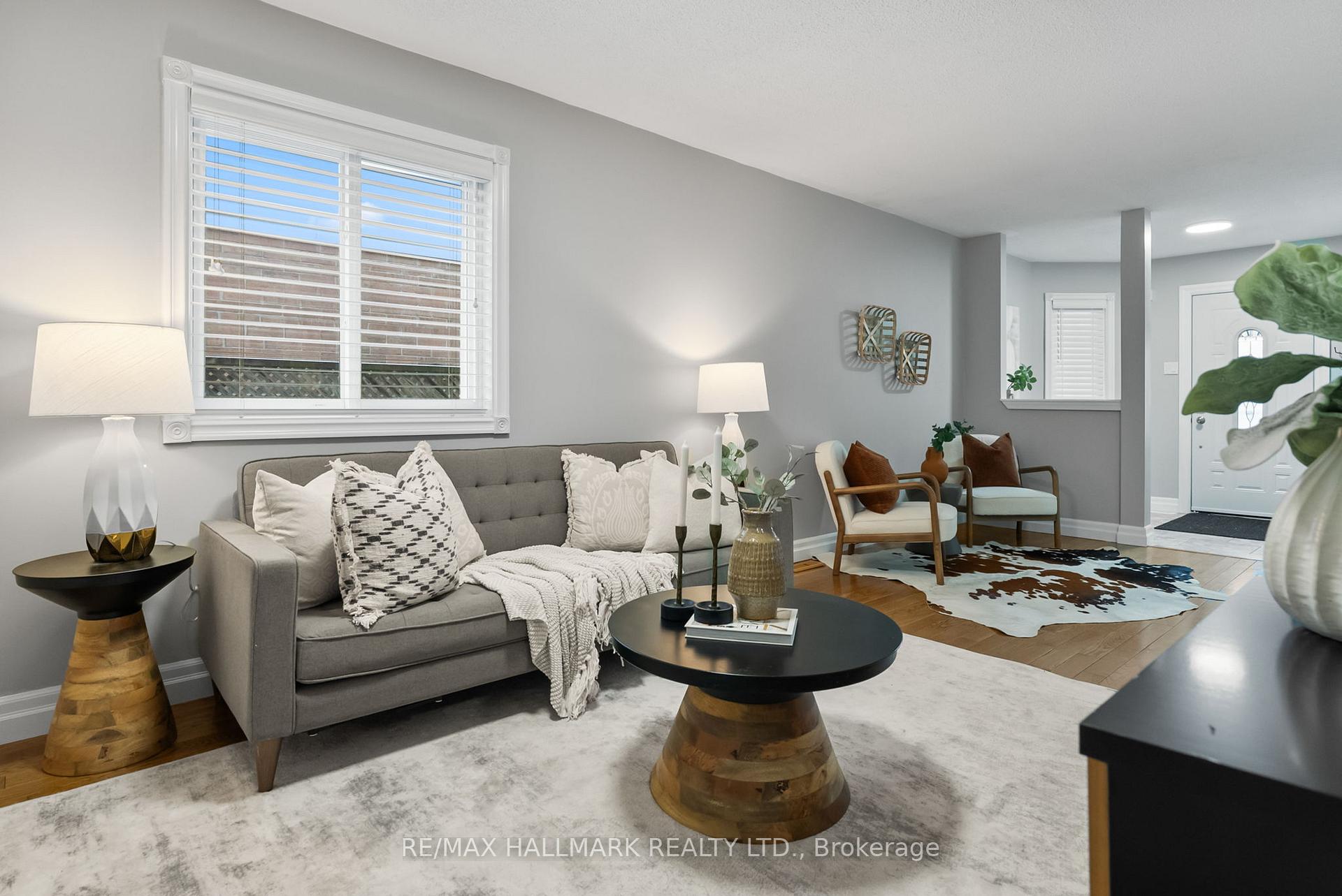 Photo 10 of 45 Guildwood Drive, Clarington, Bowmanville — HOMEH