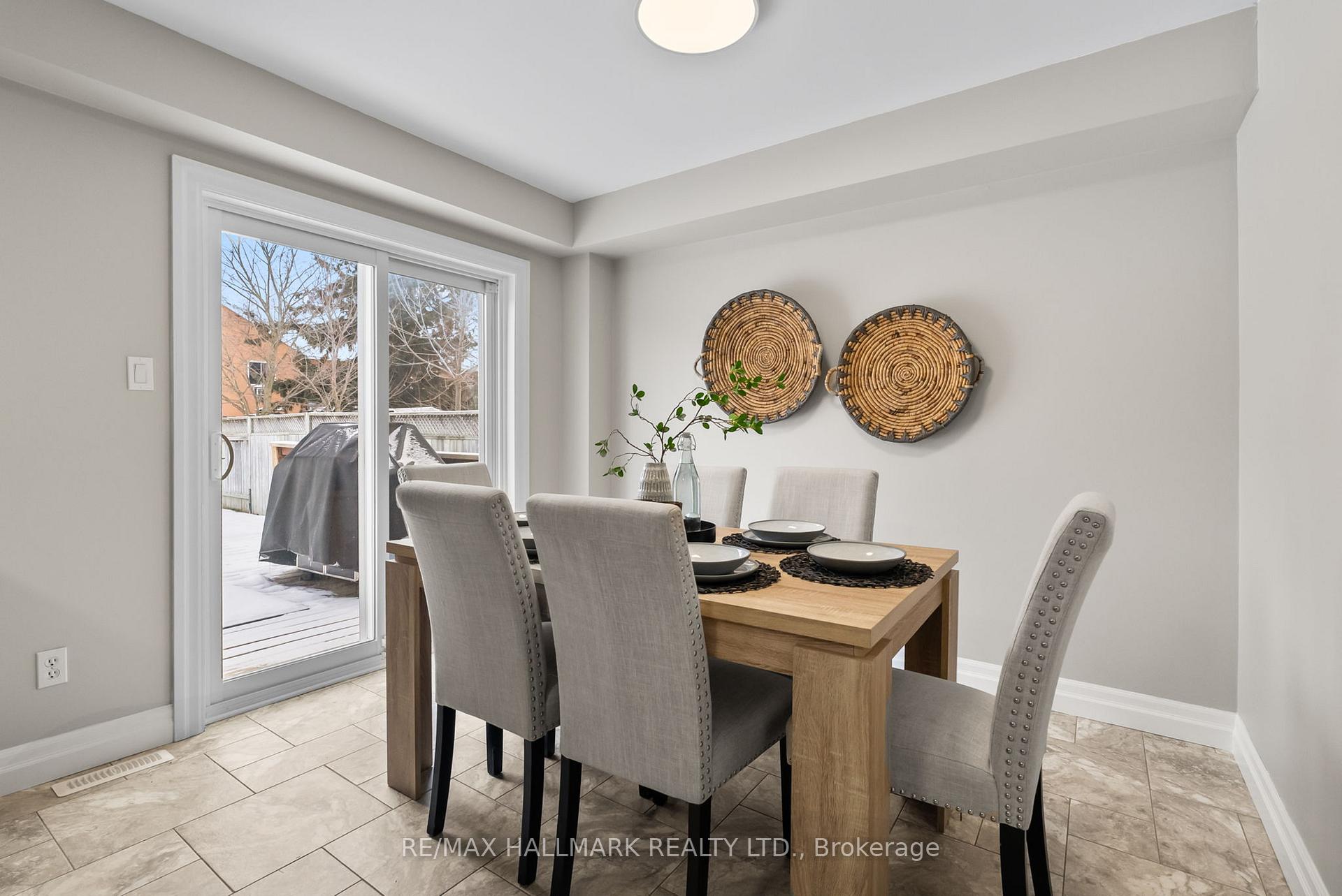 Photo 14 of 45 Guildwood Drive, Clarington, Bowmanville — HOMEH