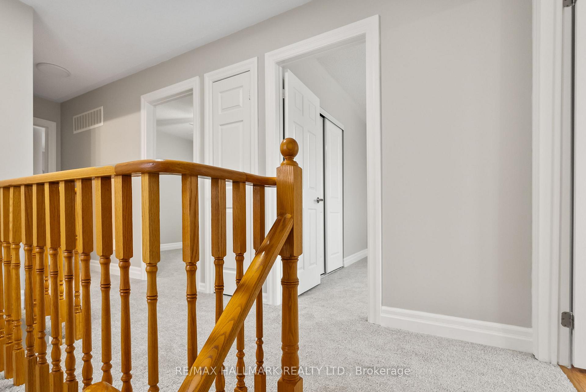 Photo 20 of 45 Guildwood Drive, Clarington, Bowmanville — HOMEH