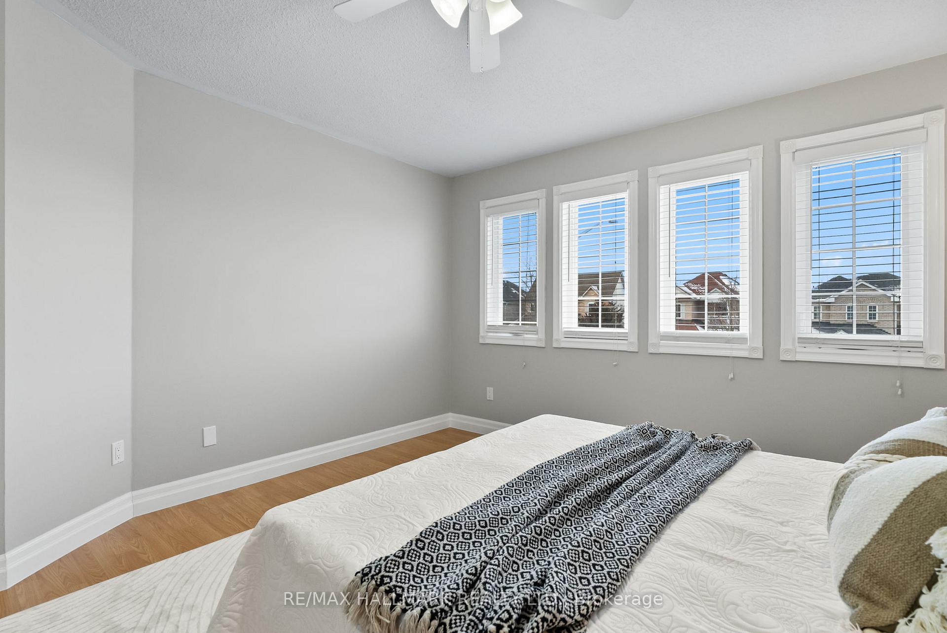 Photo 22 of 45 Guildwood Drive, Clarington, Bowmanville — HOMEH