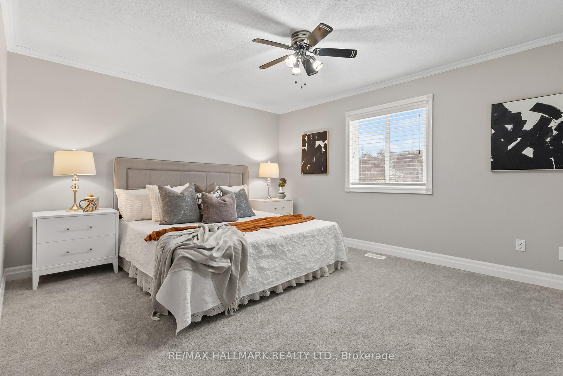 Photo 25 of 45 Guildwood Drive, Clarington, Bowmanville — HOMEH