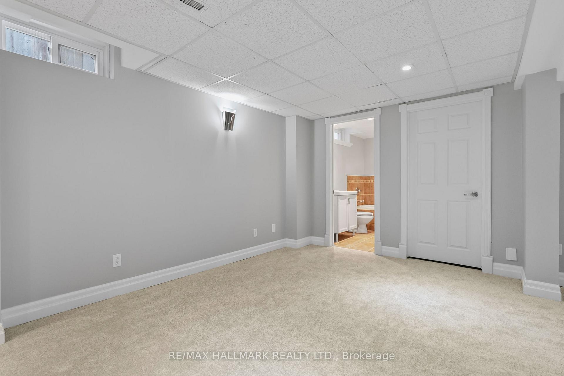 Photo 35 of 45 Guildwood Drive, Clarington, Bowmanville — HOMEH