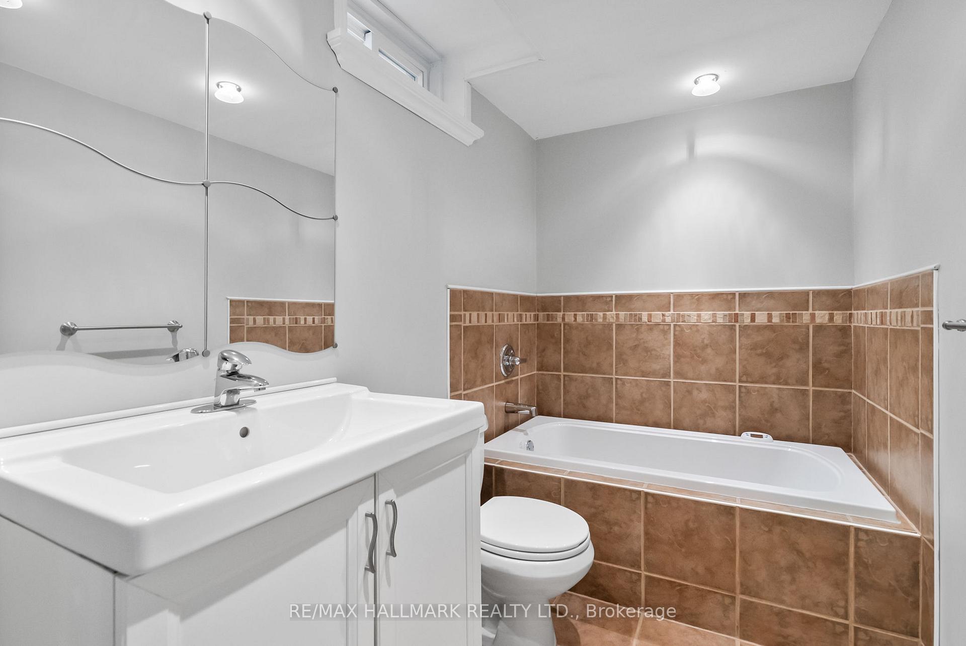 Photo 36 of 45 Guildwood Drive, Clarington, Bowmanville — HOMEH