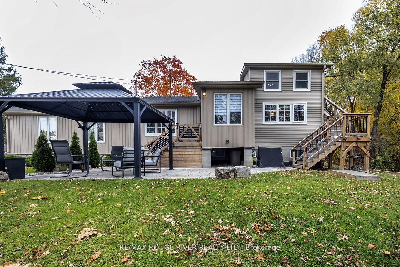 Photo 3 of 61 Townline Road N, Clarington, Courtice — HOMEH