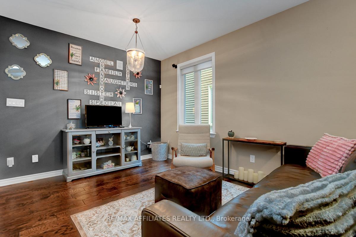 Photo 7 of 228 Fergus Crescent, Ottawa, Barrhaven - Cedargrove/Fraserdale — HOMEH