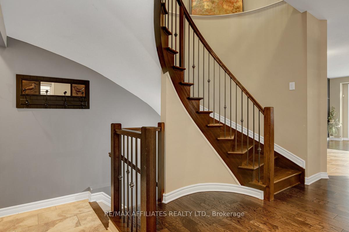 Photo 19 of 228 Fergus Crescent, Ottawa, Barrhaven - Cedargrove/Fraserdale — HOMEH