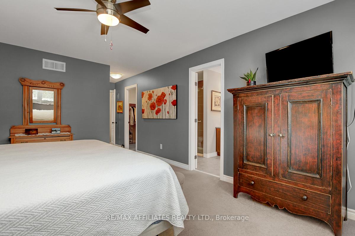 Photo 25 of 228 Fergus Crescent, Ottawa, Barrhaven - Cedargrove/Fraserdale — HOMEH