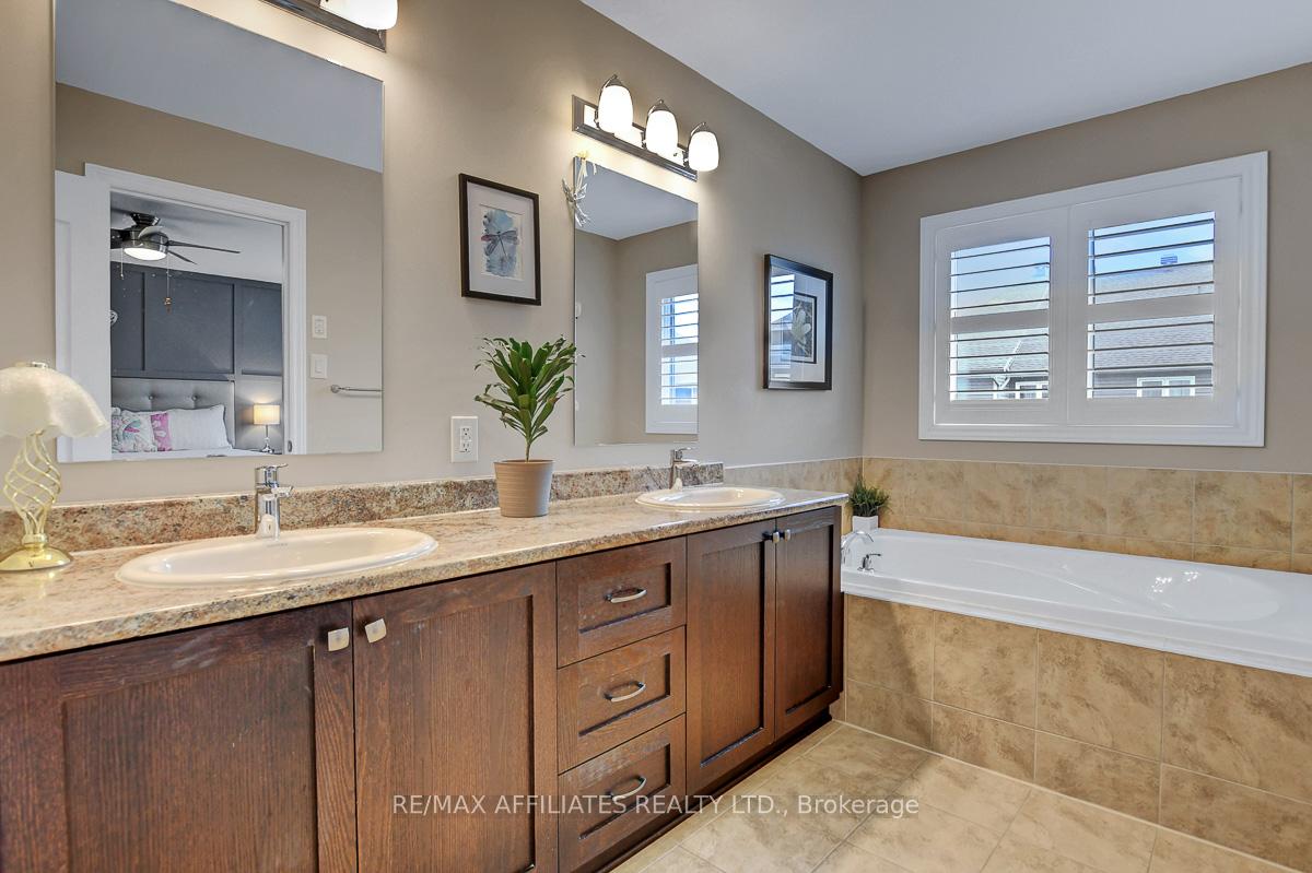 Photo 26 of 228 Fergus Crescent, Ottawa, Barrhaven - Cedargrove/Fraserdale — HOMEH