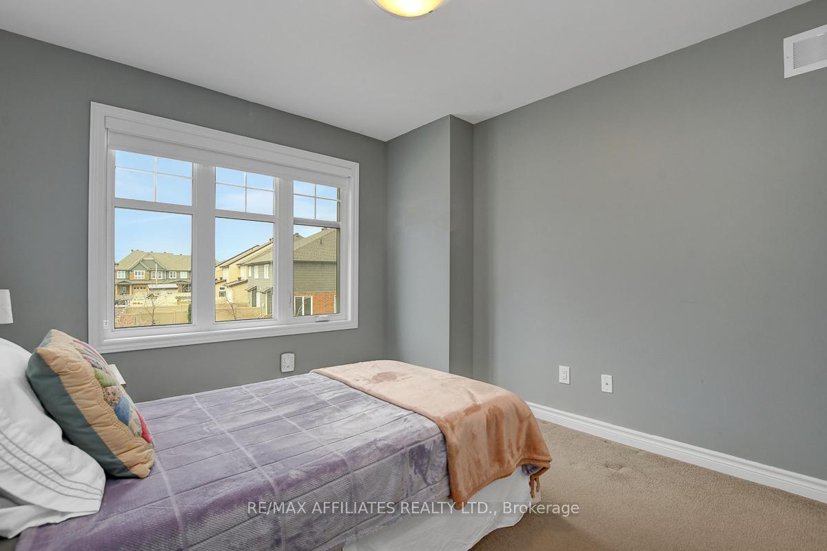 Photo 32 of 228 Fergus Crescent, Ottawa, Barrhaven - Cedargrove/Fraserdale — HOMEH