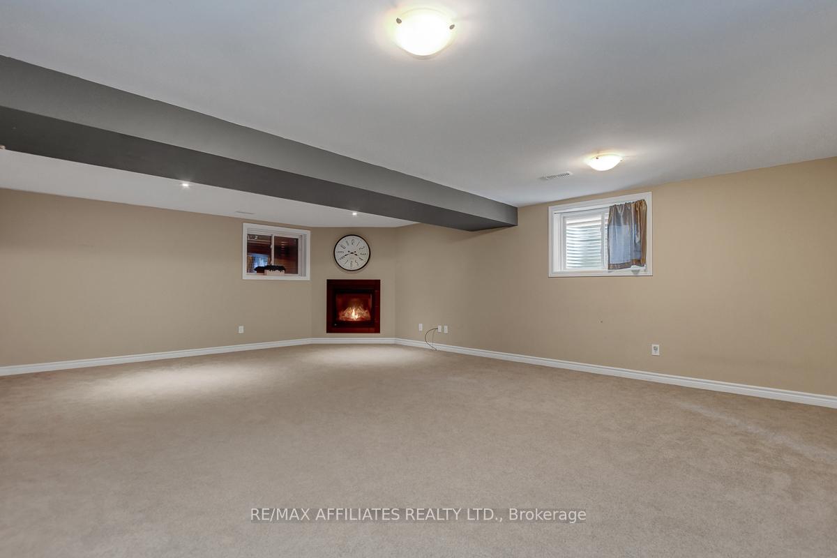 Photo 34 of 228 Fergus Crescent, Ottawa, Barrhaven - Cedargrove/Fraserdale — HOMEH