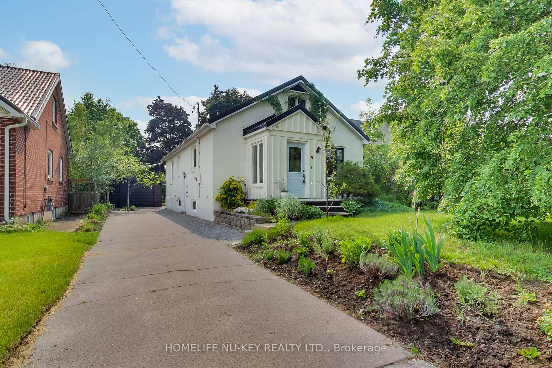 Photo 1 of 4 Mulholland Street, Barrie, Queen's Park — HOMEH