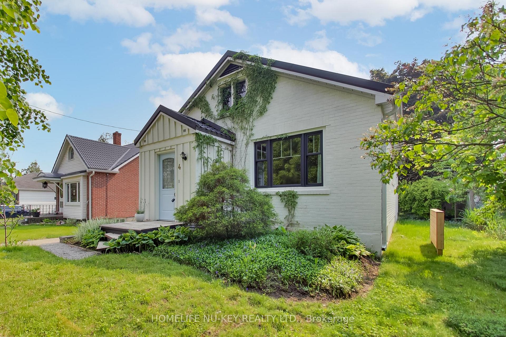 Photo 3 of 4 Mulholland Street, Barrie, Queen's Park — HOMEH