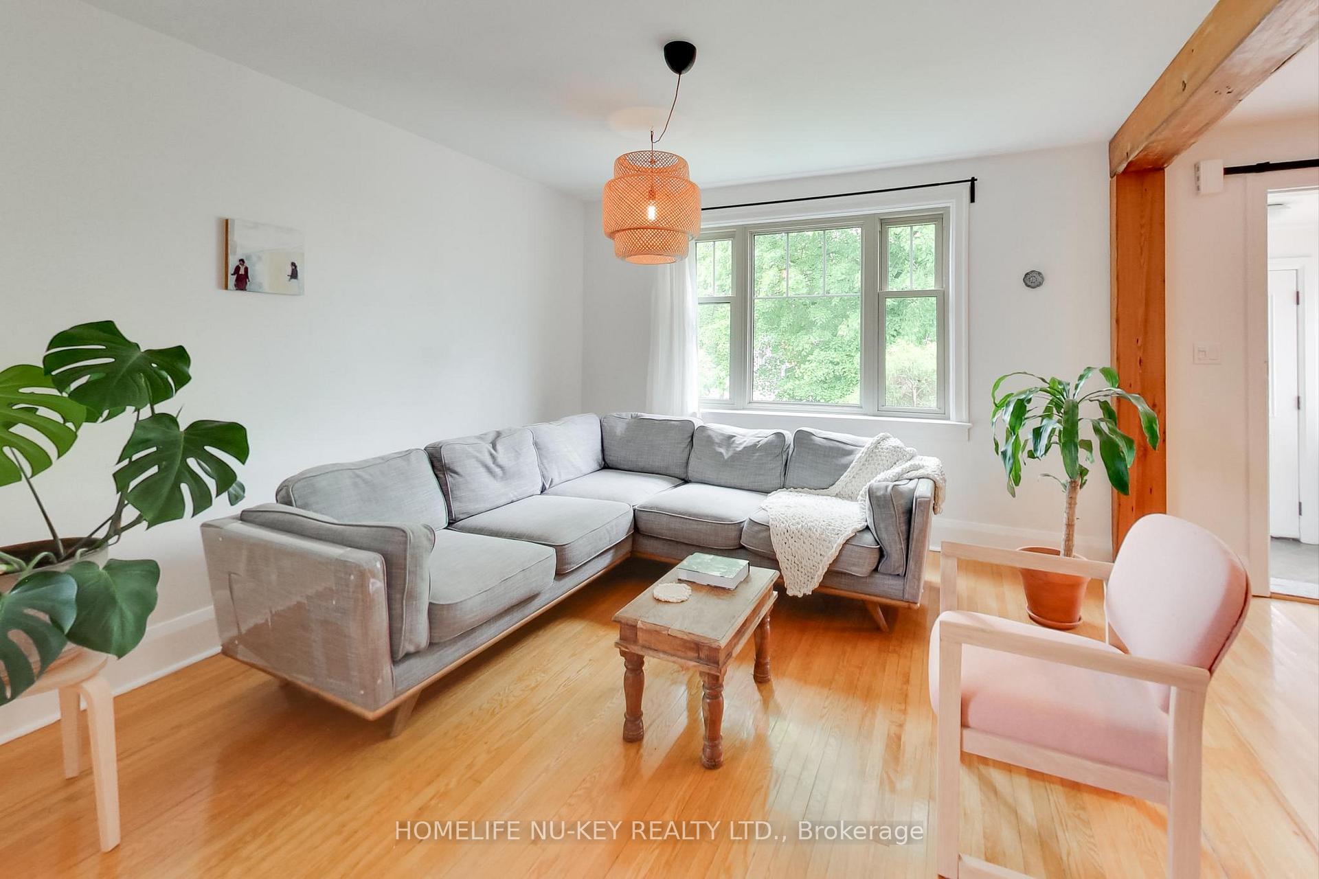 Photo 15 of 4 Mulholland Street, Barrie, Queen's Park — HOMEH