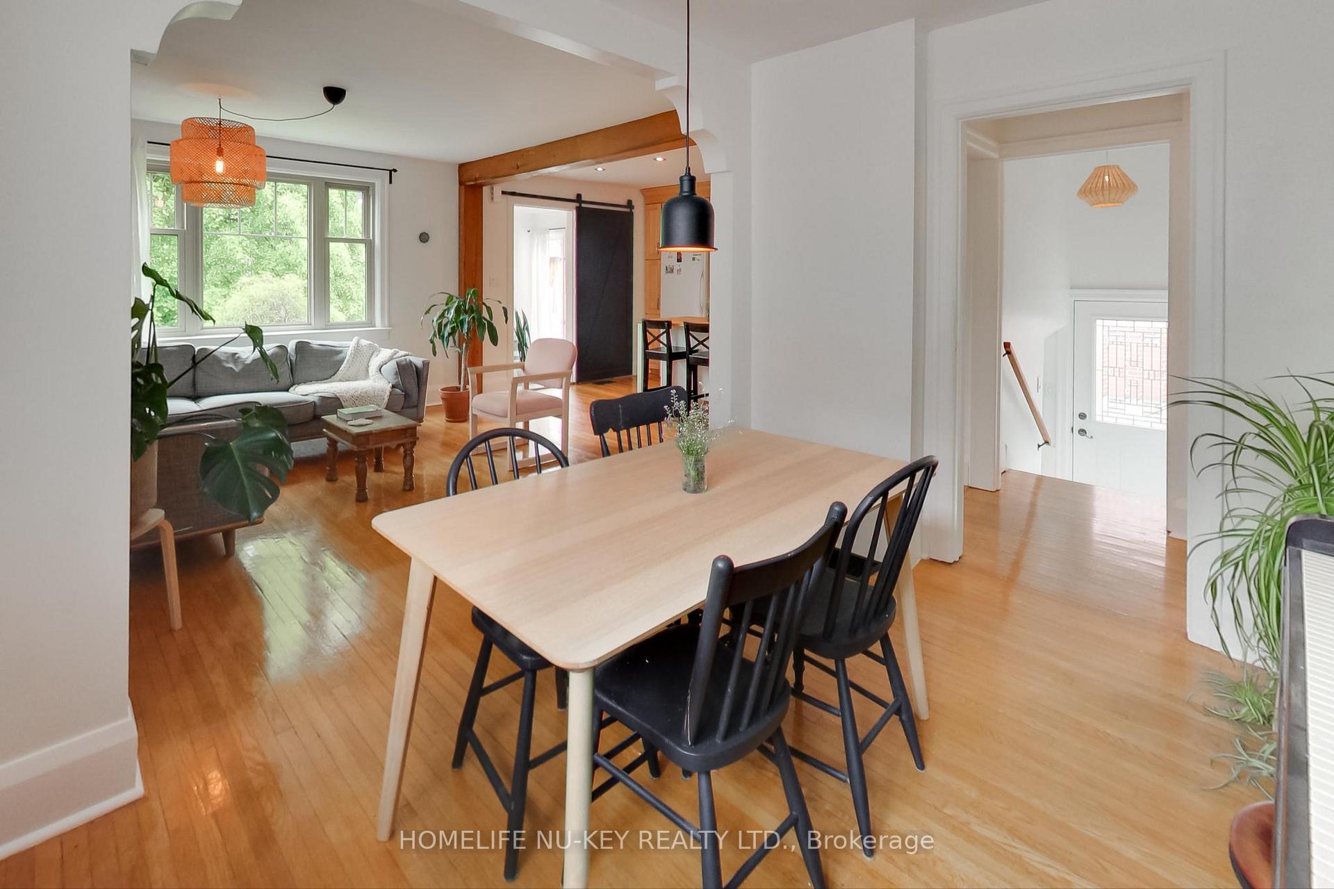 Photo 19 of 4 Mulholland Street, Barrie, Queen's Park — HOMEH
