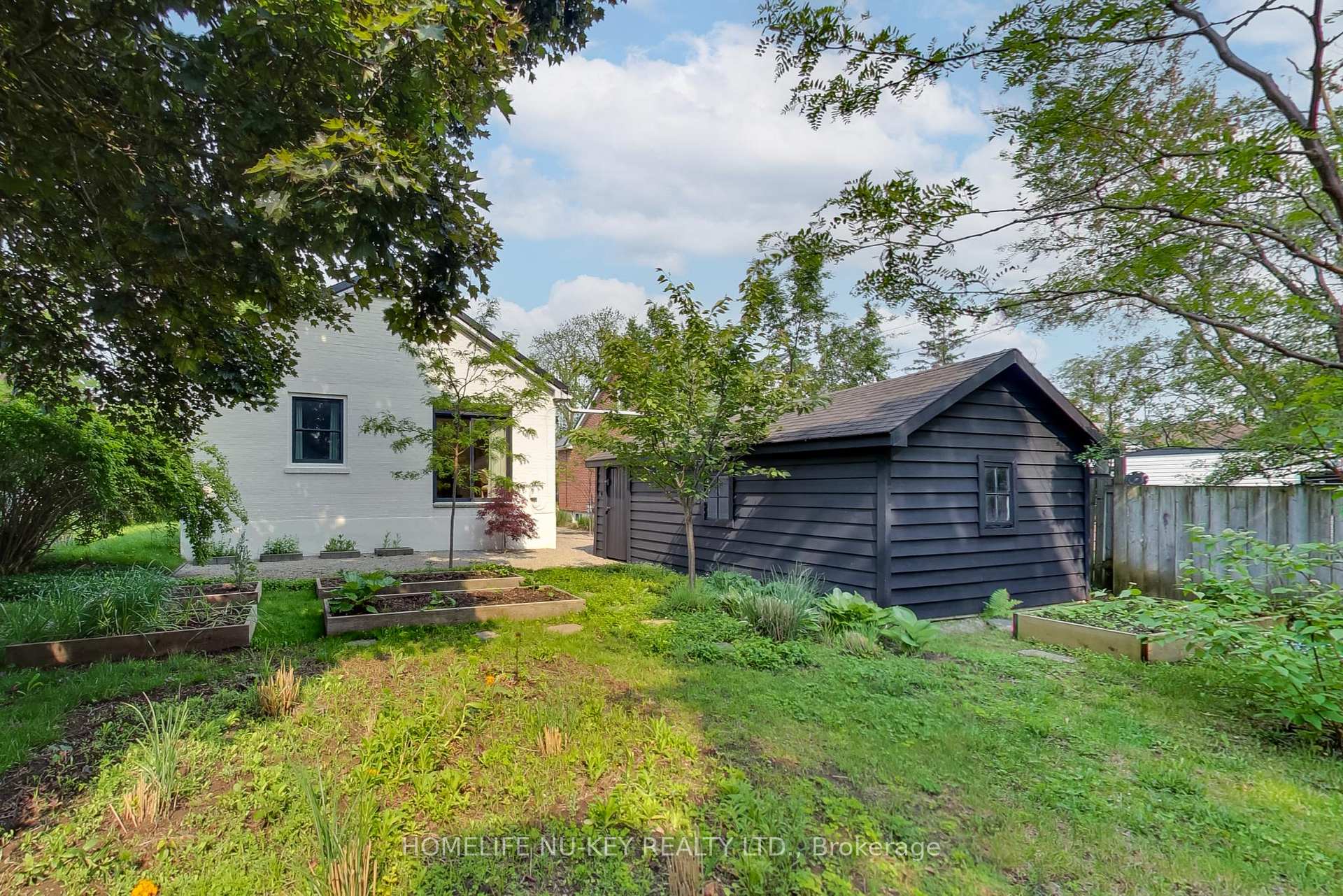 Photo 45 of 4 Mulholland Street, Barrie, Queen's Park — HOMEH