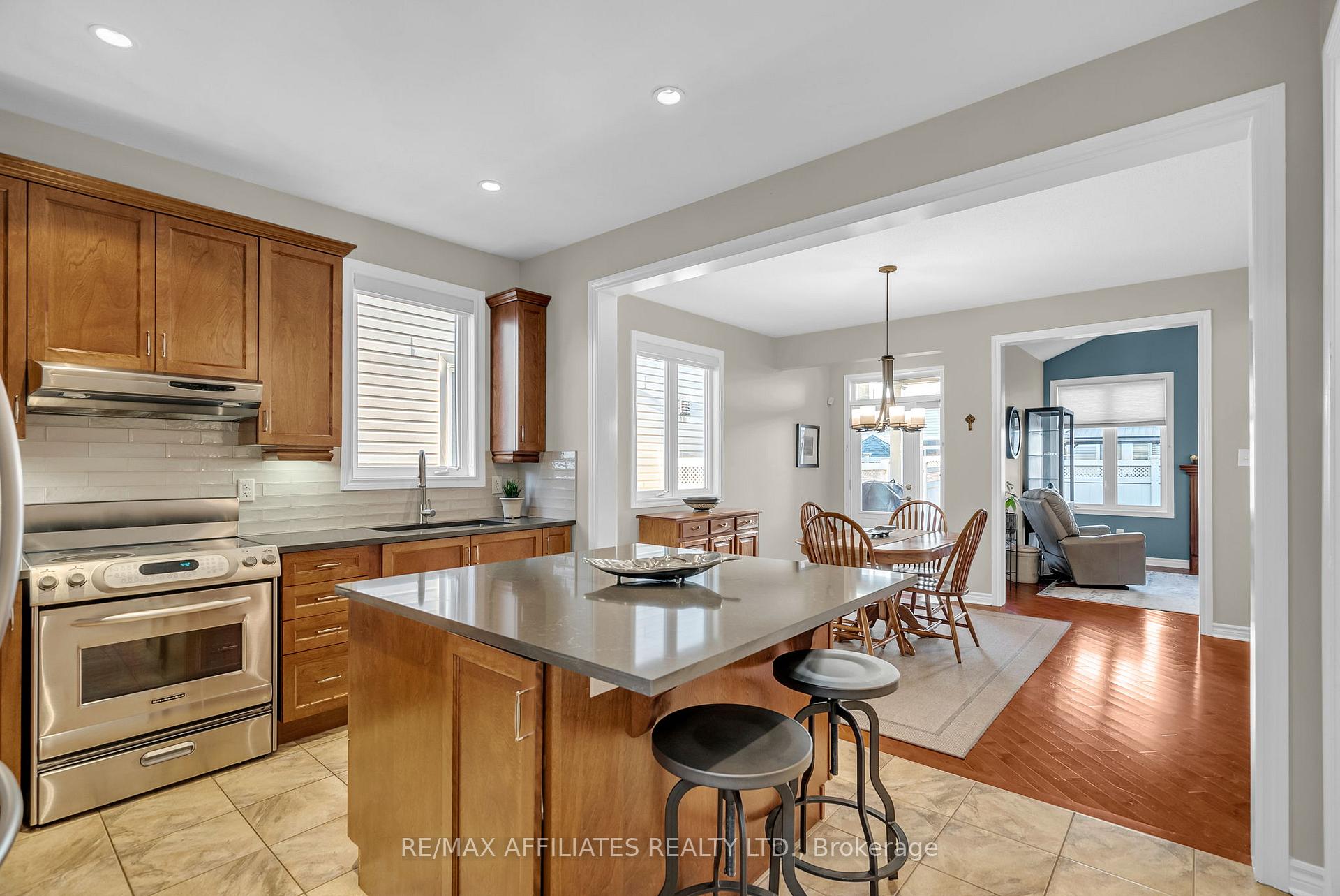 Photo 10 of 2629 Watermusic, Ottawa, Barrhaven - Half Moon Bay — HOMEH