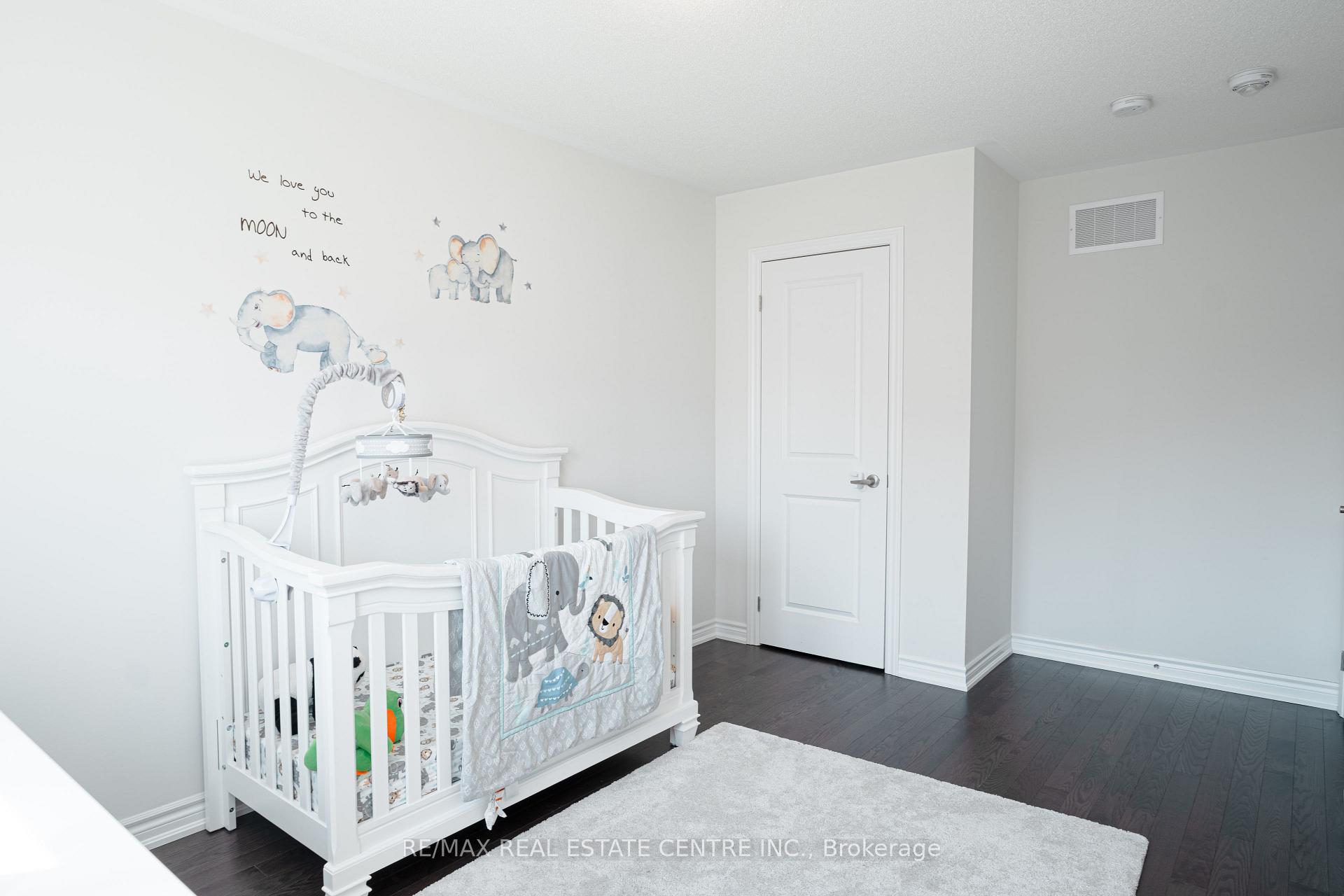 Photo 13 of 116 Durham Ave, Barrie, Painswick South — HOMEH