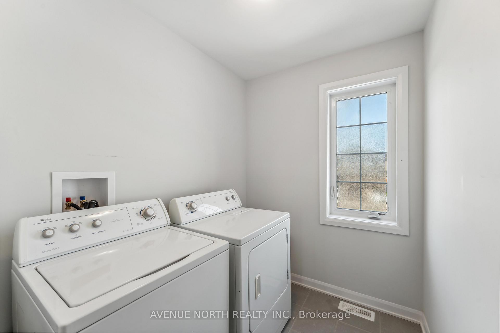 Photo 24 of 841 Cappamore Drive, Ottawa, Barrhaven - Half Moon Bay — HOMEH