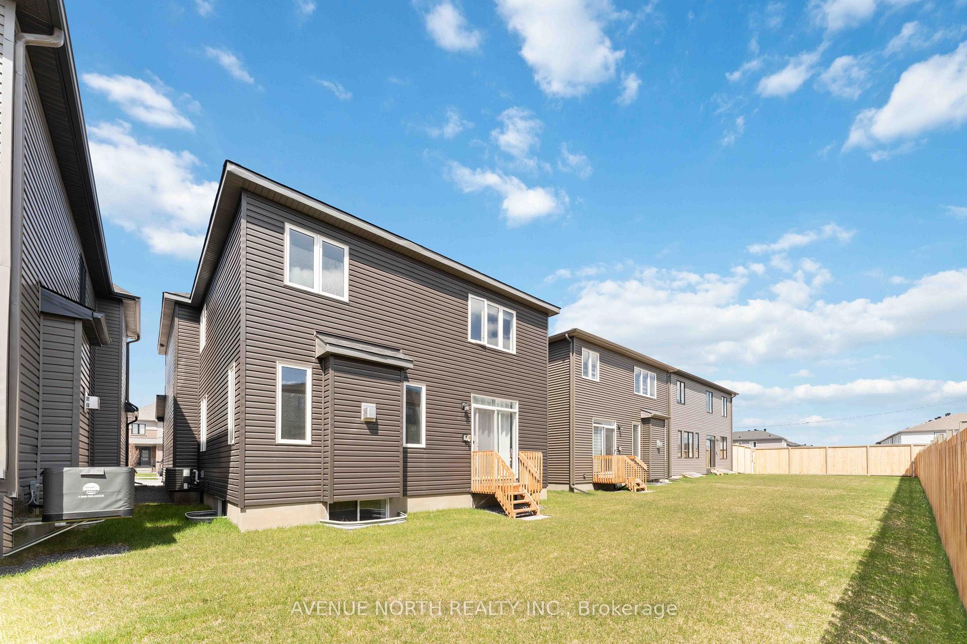 Photo 31 of 841 Cappamore Drive, Ottawa, Barrhaven - Half Moon Bay — HOMEH