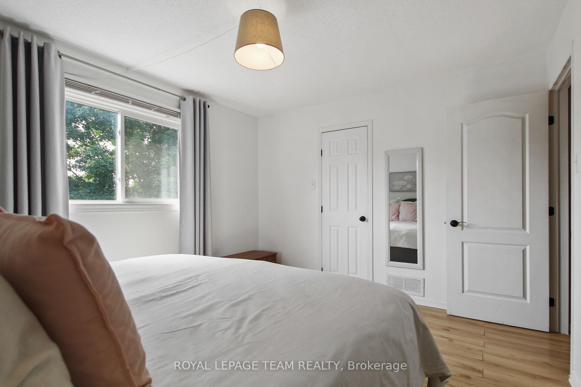 Photo 16 of 6 Whitegate Crescent, Ottawa, Barrhaven - Longfields — HOMEH