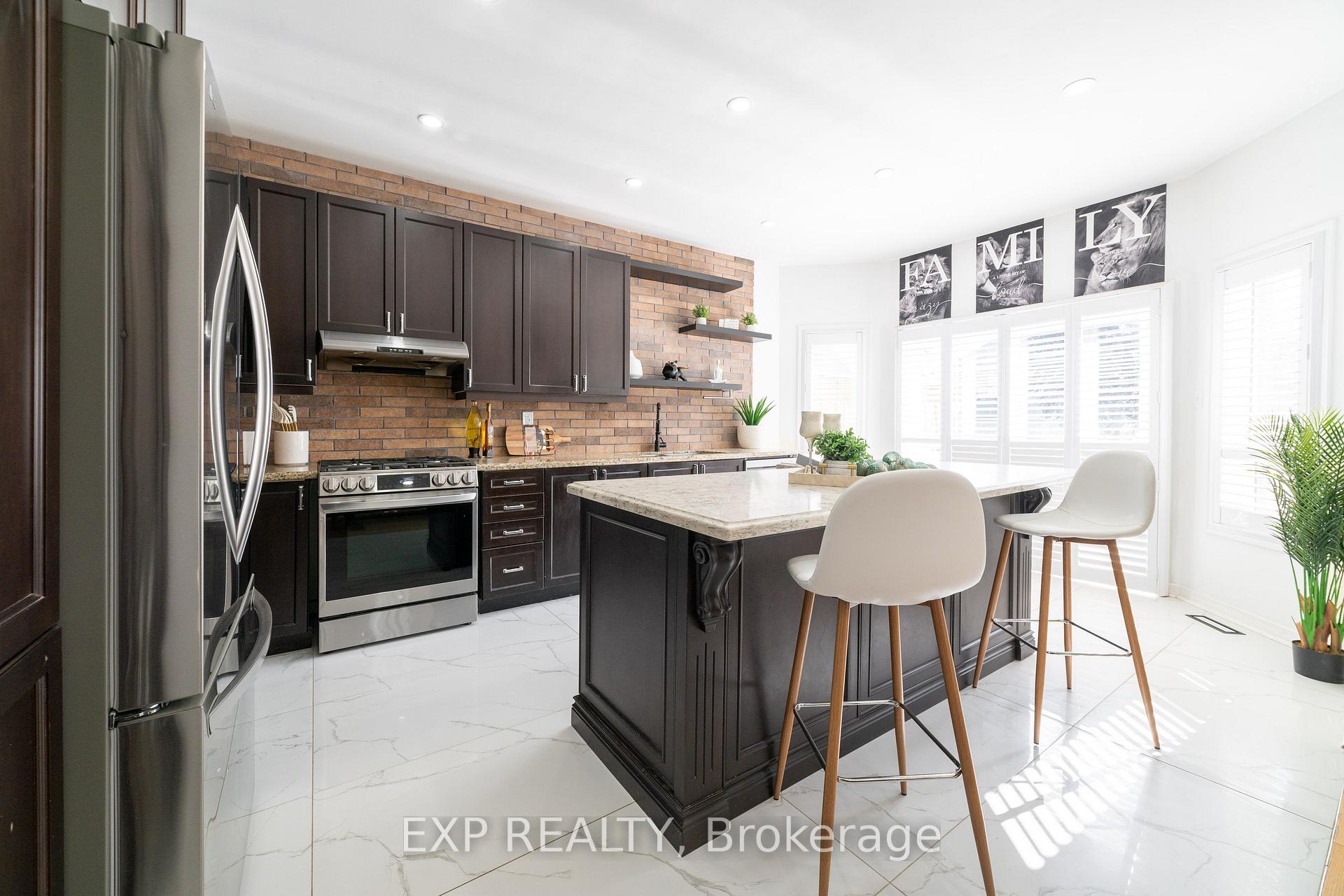 Photo 9 of 31 Kimble Avenue, Clarington, Bowmanville — HOMEH
