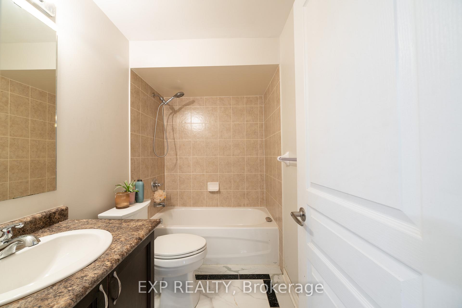 Photo 25 of 31 Kimble Avenue, Clarington, Bowmanville — HOMEH