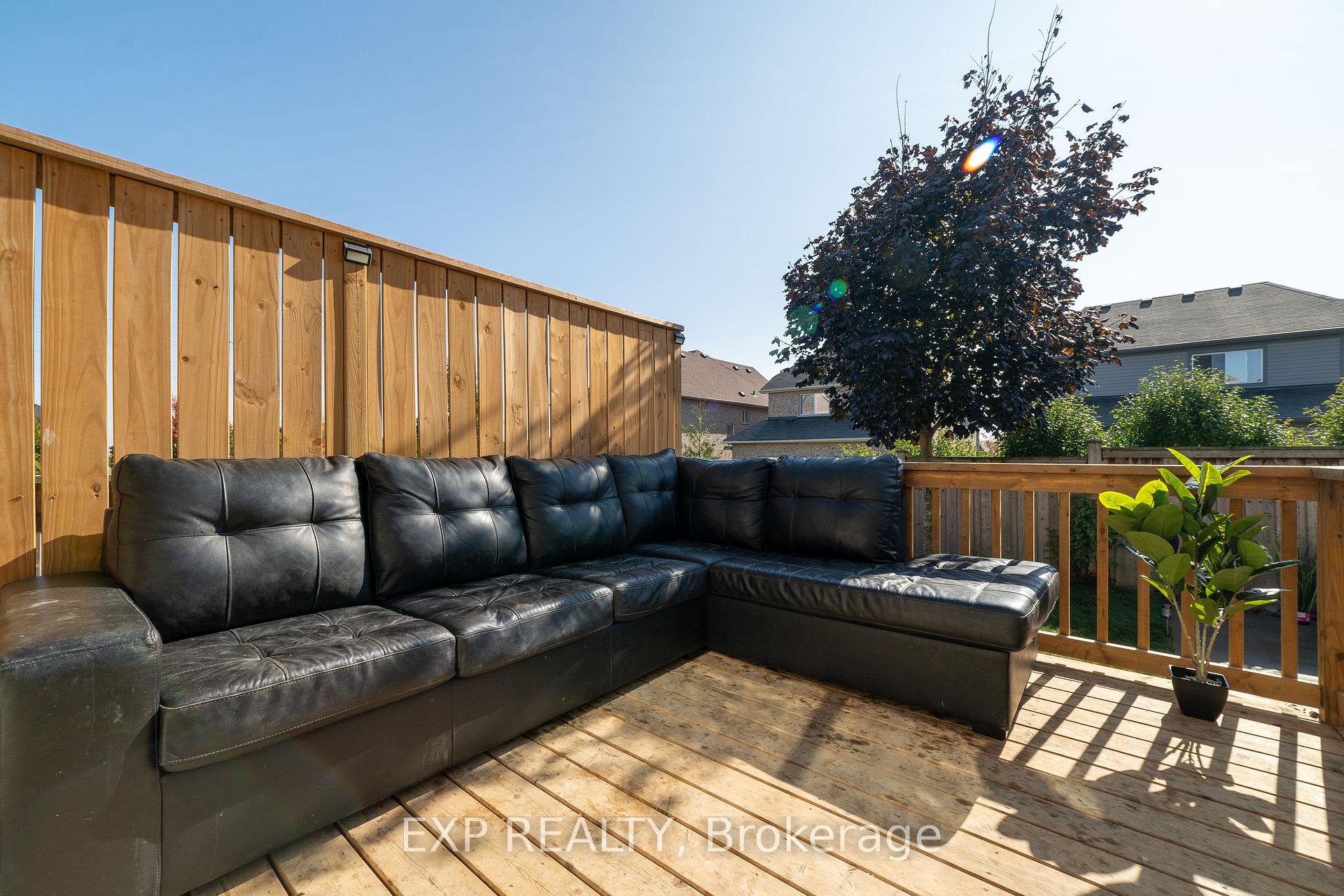 Photo 29 of 31 Kimble Avenue, Clarington, Bowmanville — HOMEH