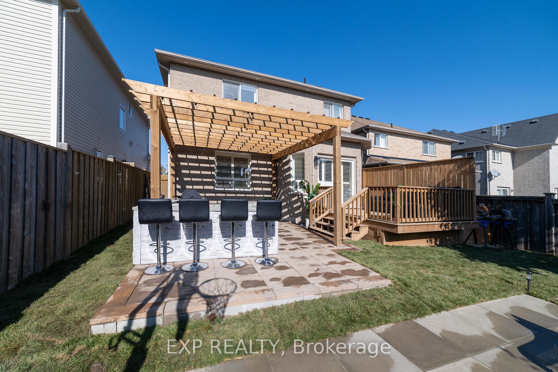 Photo 30 of 31 Kimble Avenue, Clarington, Bowmanville — HOMEH