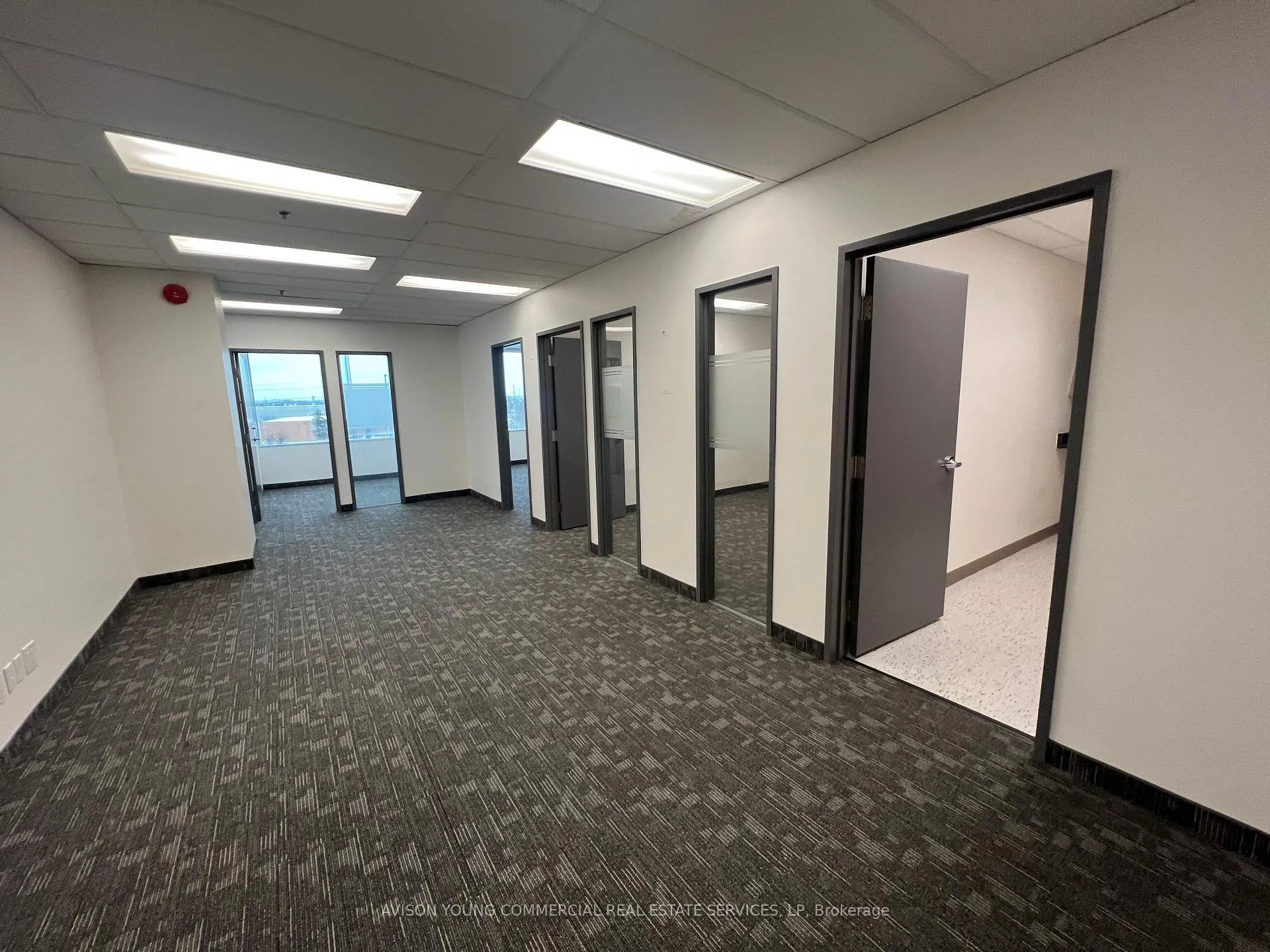 Photo 7 of 4 Revelstoke Pl, Brampton, Sandringham-Wellington — HOMEH