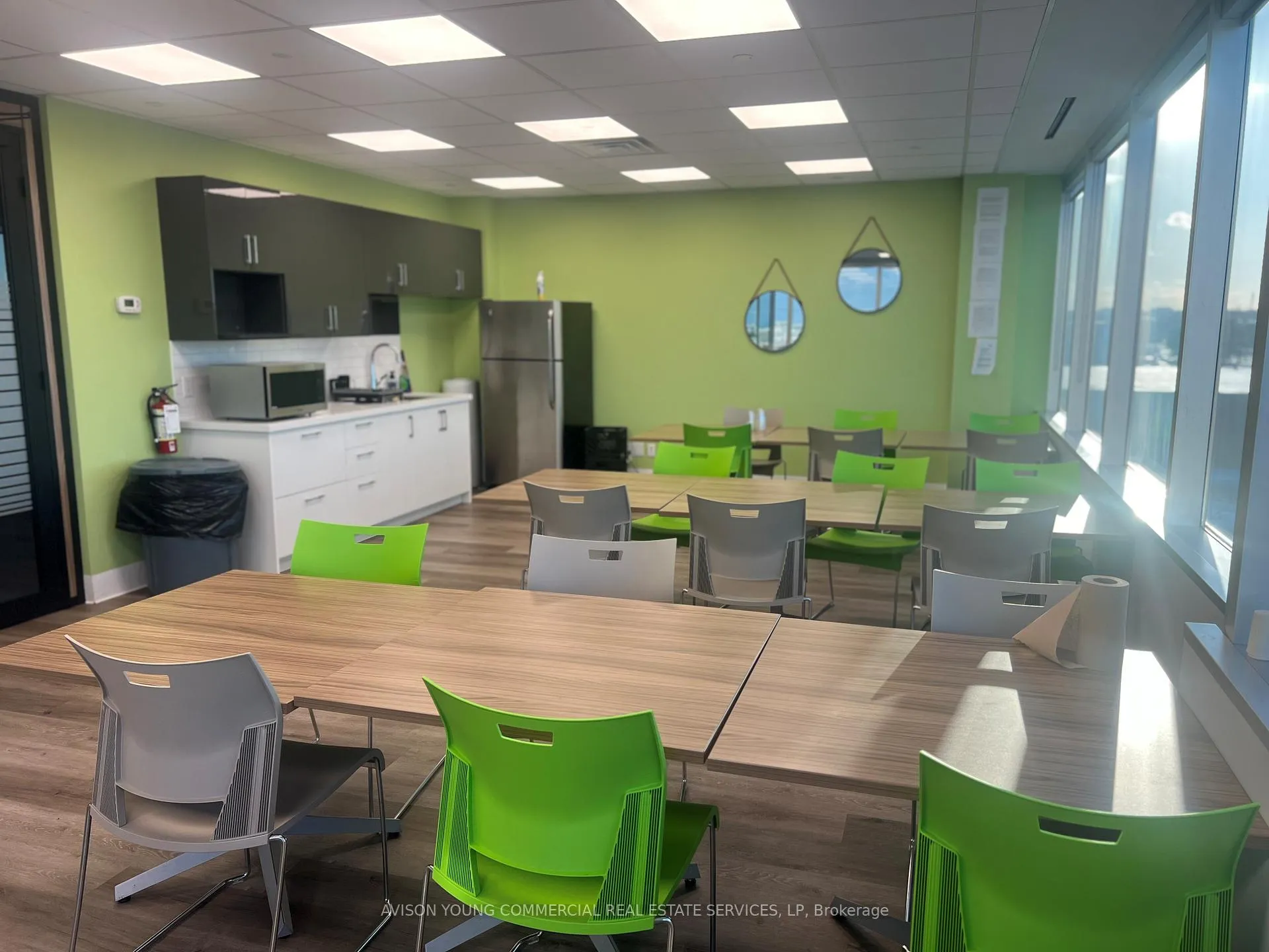 Photo 8 of 4 Revelstoke Pl, Brampton, Sandringham-Wellington — HOMEH