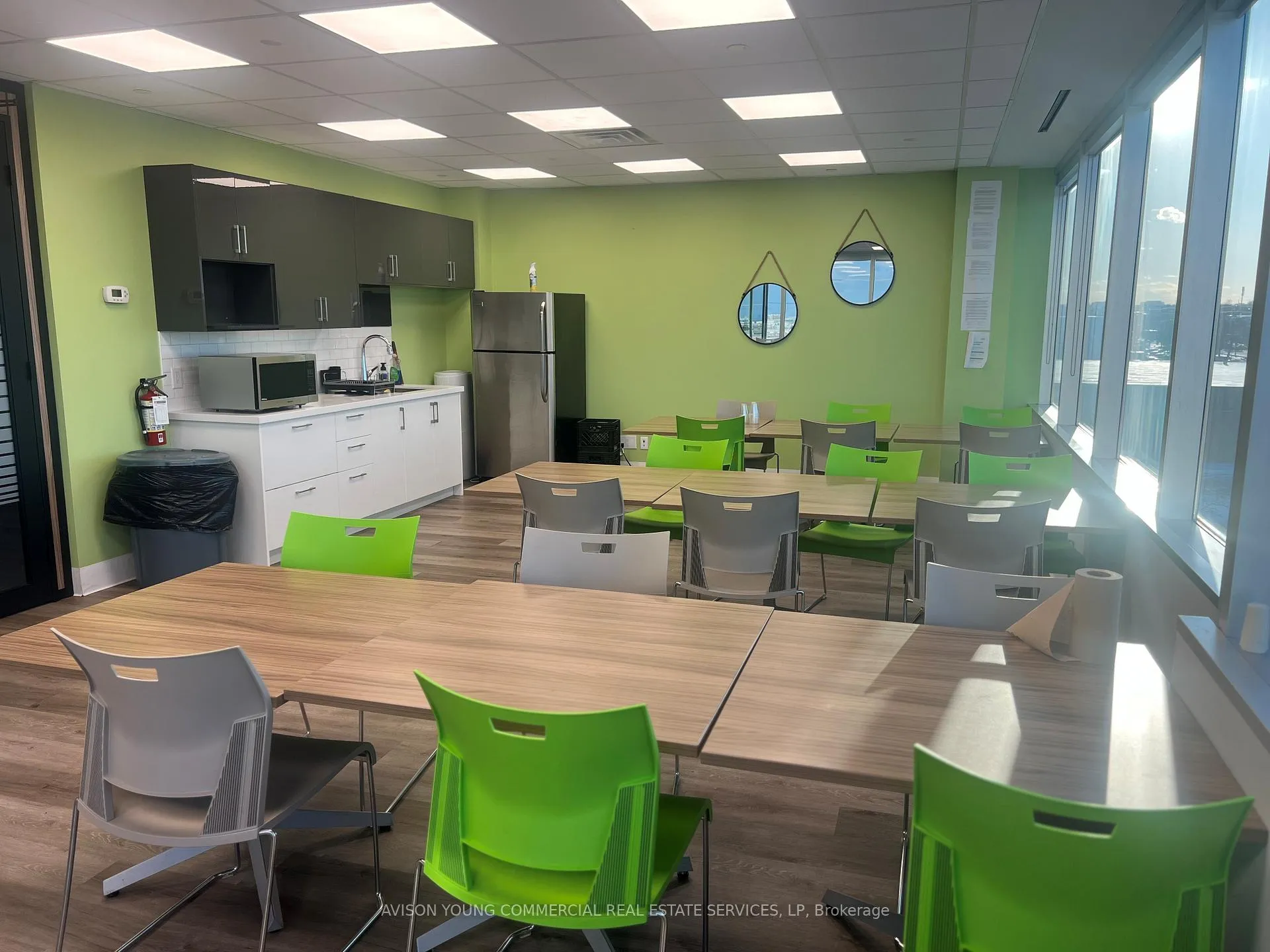 Photo 13 of 4 Revelstoke Pl, Brampton, Sandringham-Wellington — HOMEH