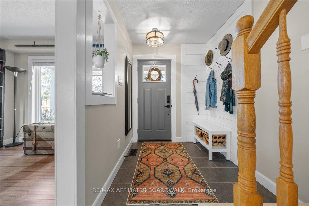Photo 4 of 59 Soho Crescent, Ottawa, Barrhaven - Heritage Park — HOMEH