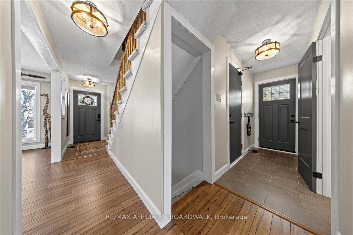 Photo 5 of 59 Soho Crescent, Ottawa, Barrhaven - Heritage Park — HOMEH