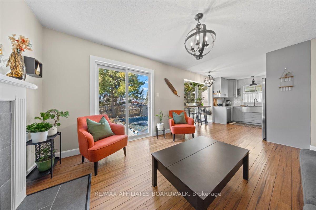 Photo 15 of 59 Soho Crescent, Ottawa, Barrhaven - Heritage Park — HOMEH