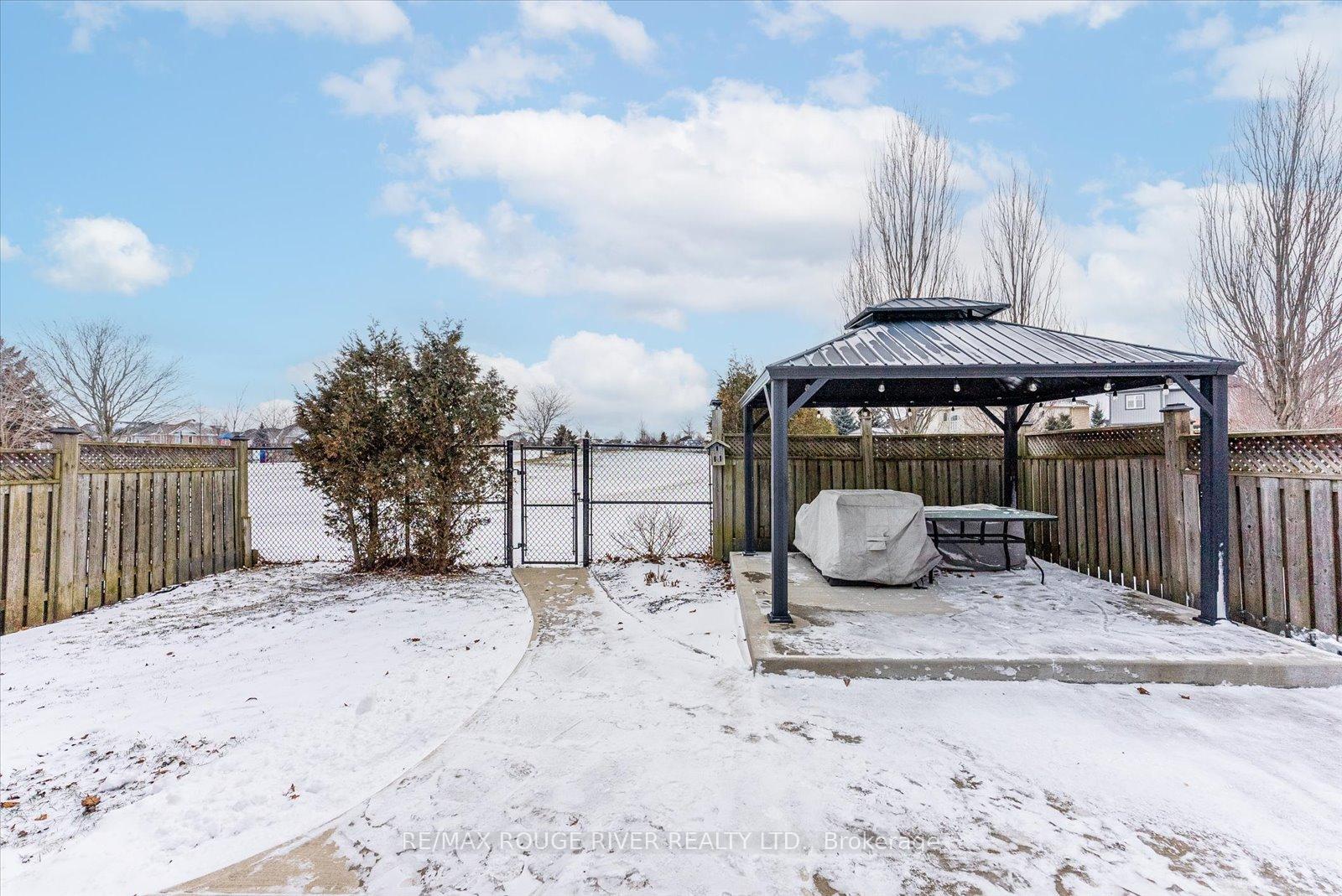 Photo 30 of 38 Stillwell Lane, Clarington, Newcastle — HOMEH