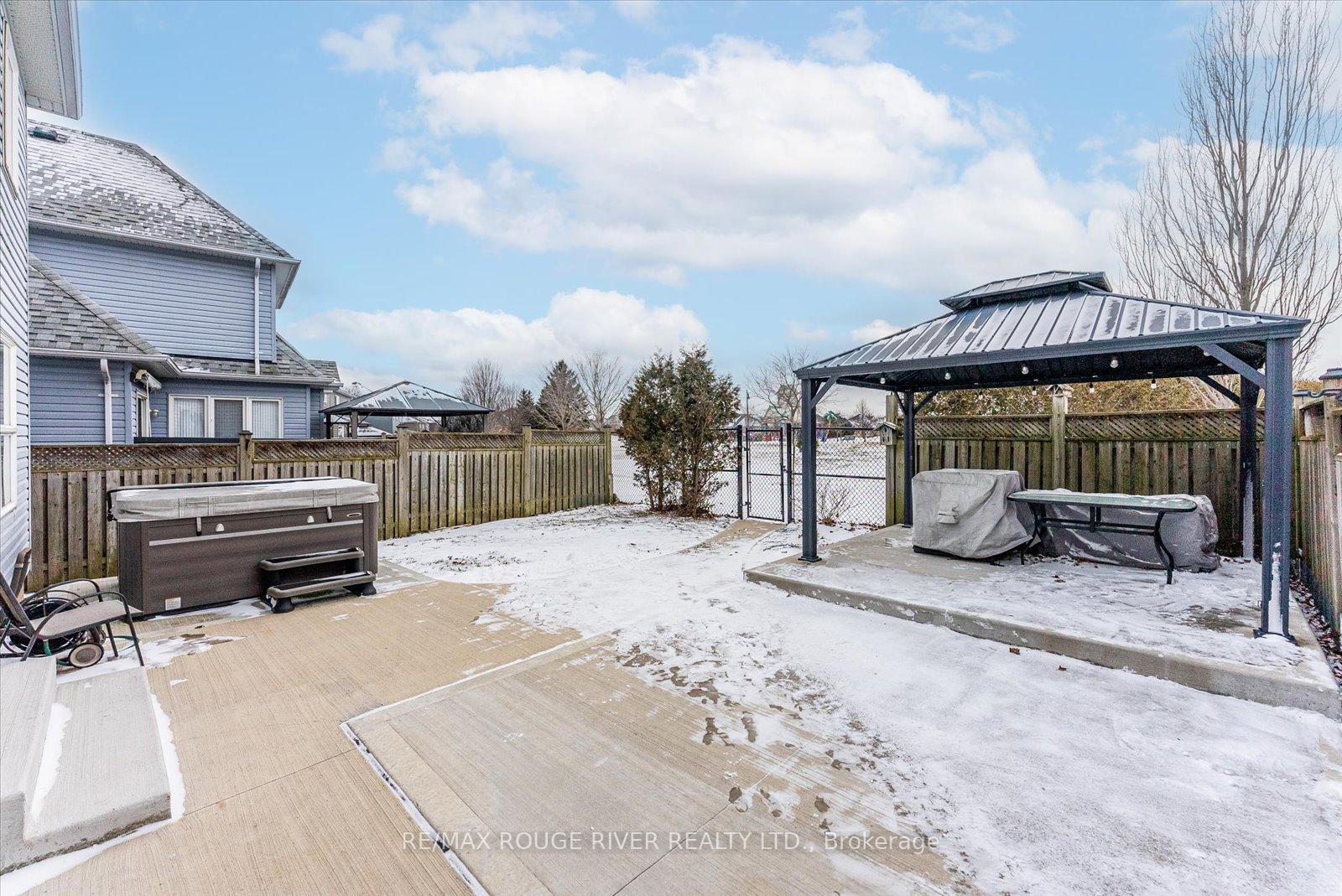 Photo 31 of 38 Stillwell Lane, Clarington, Newcastle — HOMEH