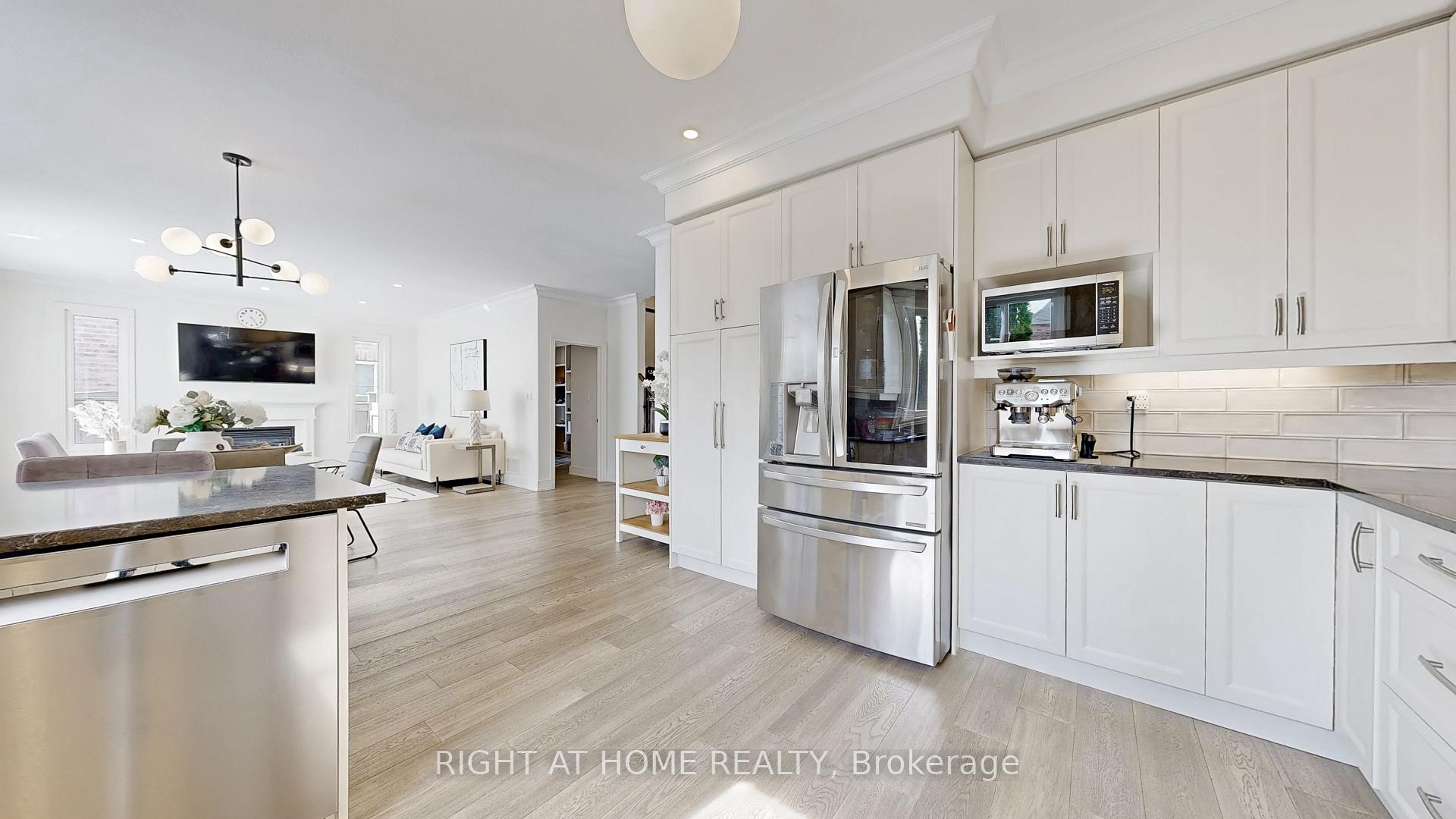 Photo 15 of 46 Prince William Way, Barrie, Innis-Shore — HOMEH