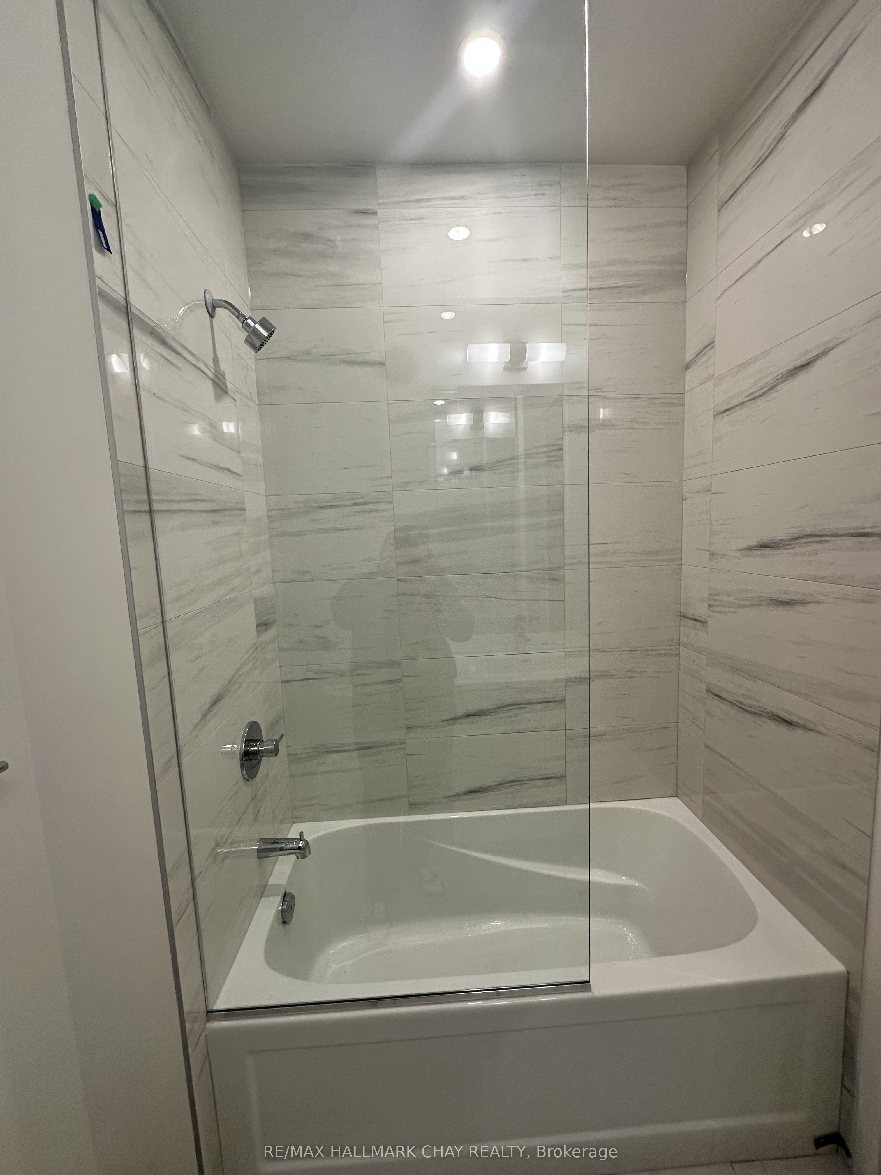 Photo 5 of Unit 3605, 8 interchange Way, Vaughan, Vaughan Corporate Centre — HOMEH