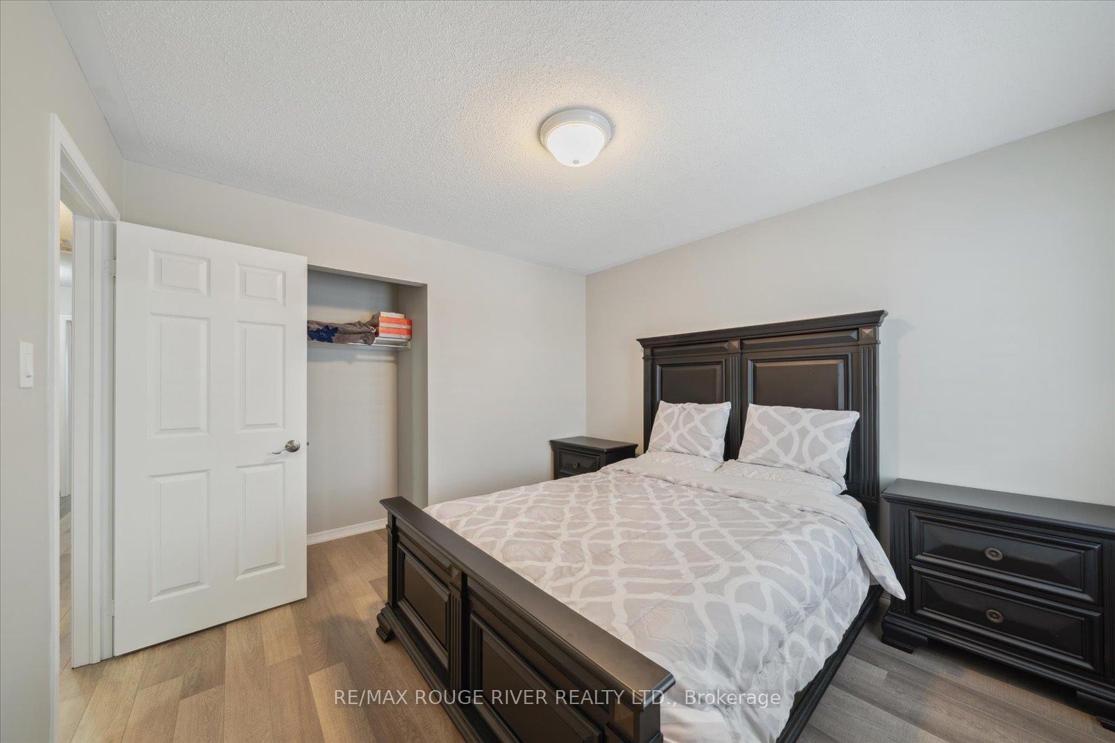 Photo 23 of 8 Kimble Avenue, Clarington, Bowmanville — HOMEH