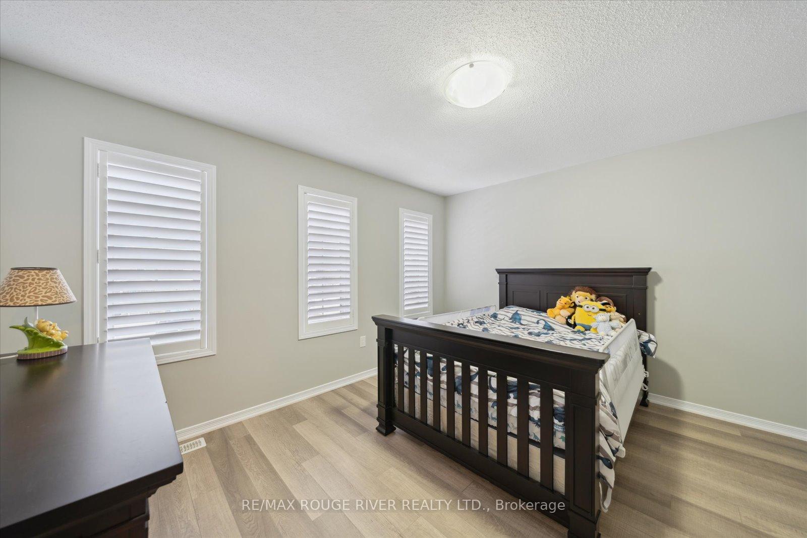 Photo 26 of 8 Kimble Avenue, Clarington, Bowmanville — HOMEH
