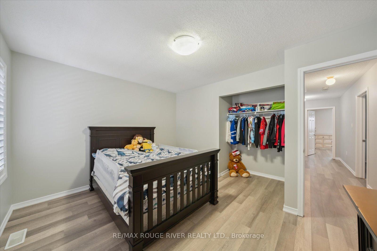 Photo 27 of 8 Kimble Avenue, Clarington, Bowmanville — HOMEH