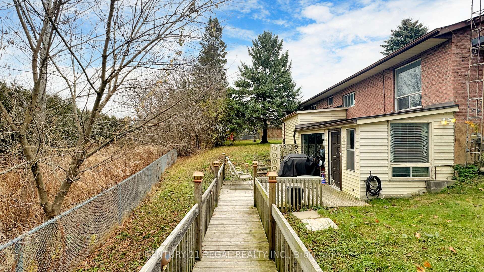 Photo 33 of 3390 Highway 2, Clarington, Newcastle — HOMEH