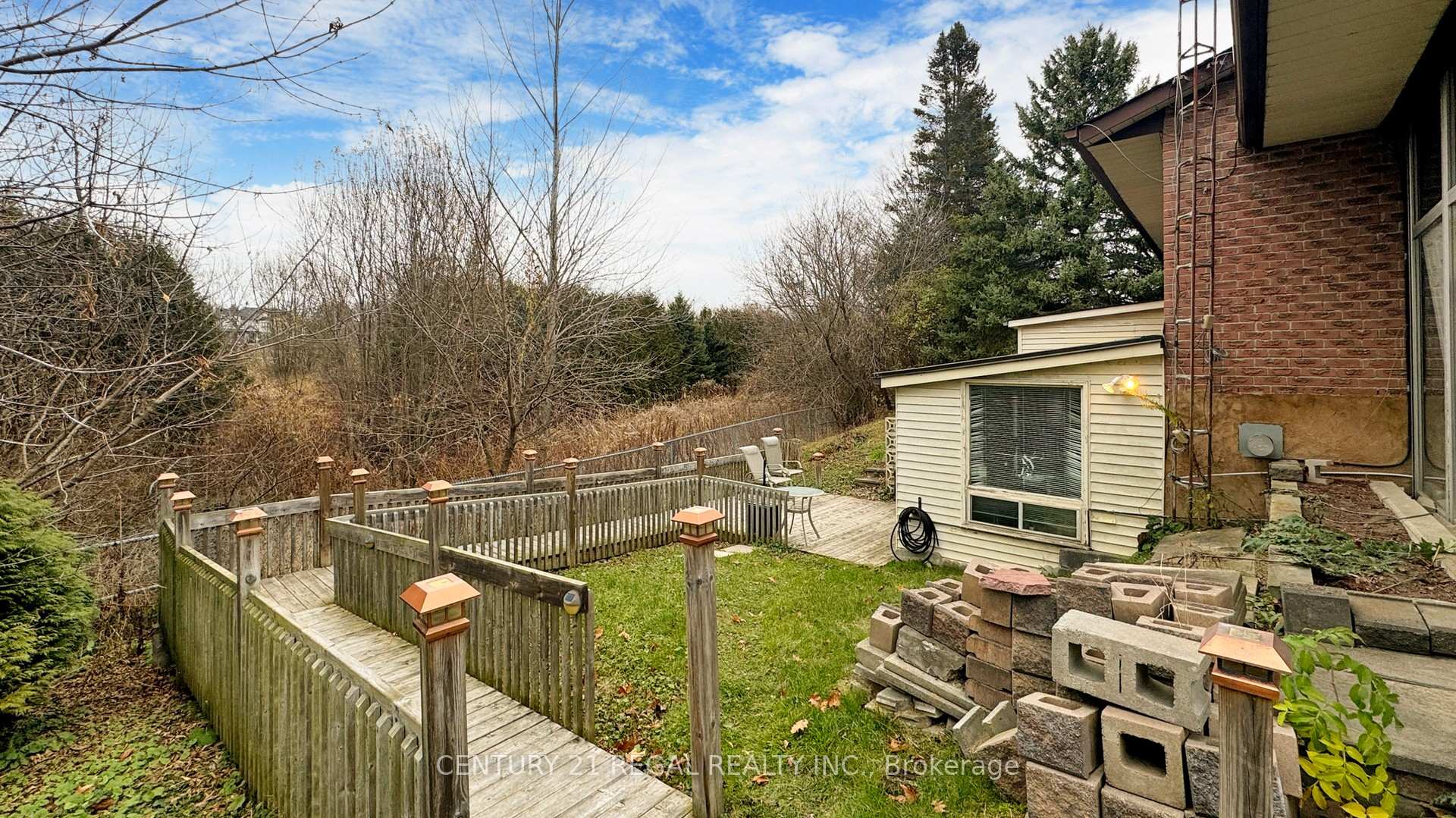 Photo 35 of 3390 Highway 2, Clarington, Newcastle — HOMEH