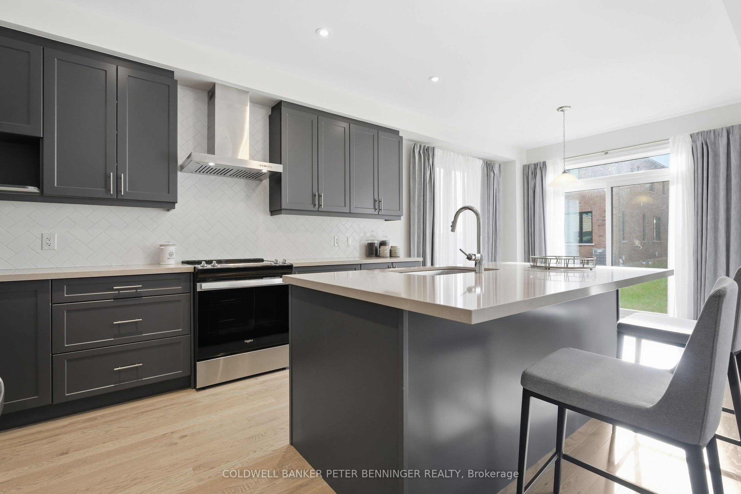 Photo 64 of 258 Histand Trail, Kitchener — HOMEH