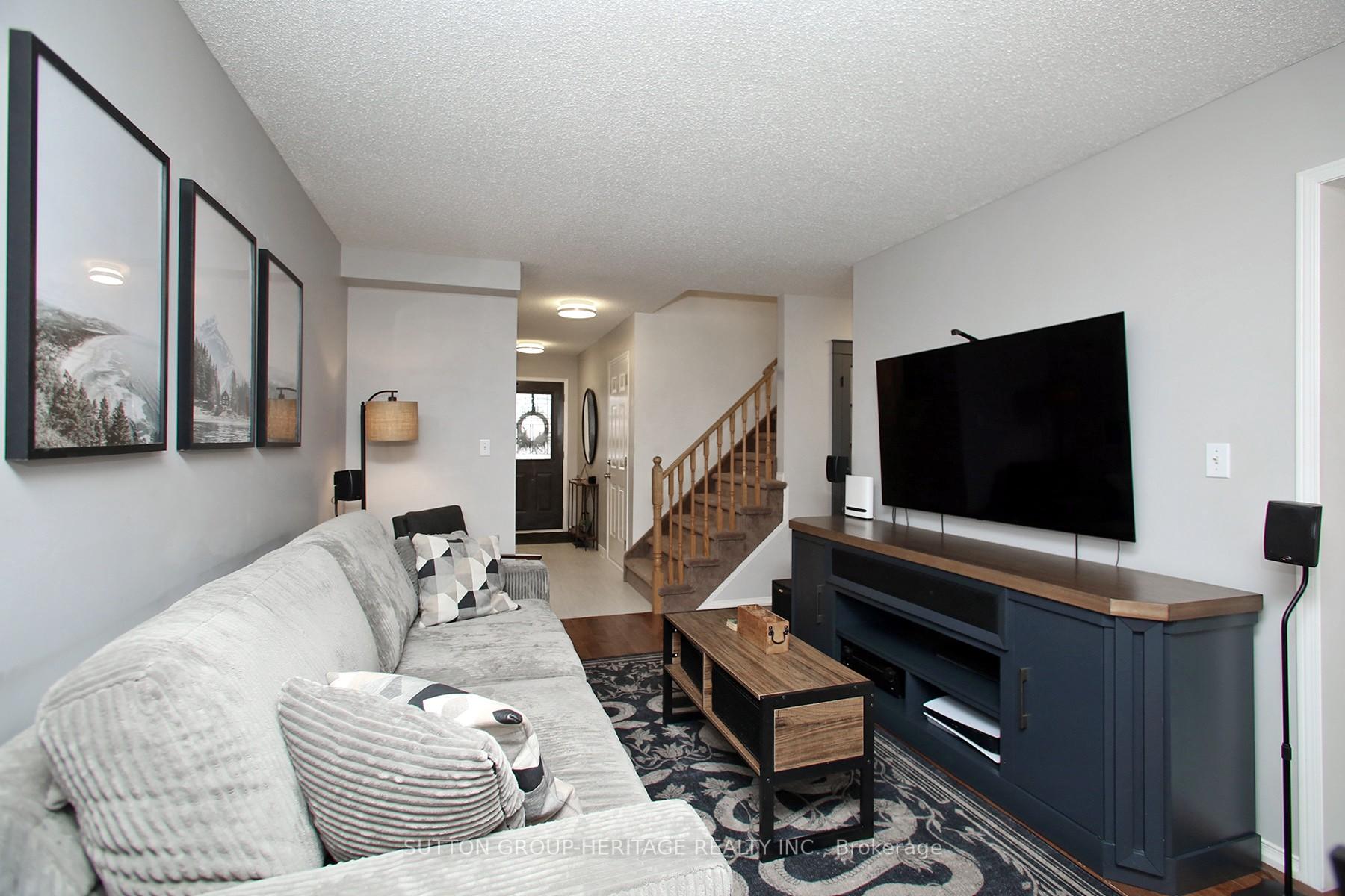 Photo 2 of 70 Mallory Street, Clarington, Courtice — HOMEH
