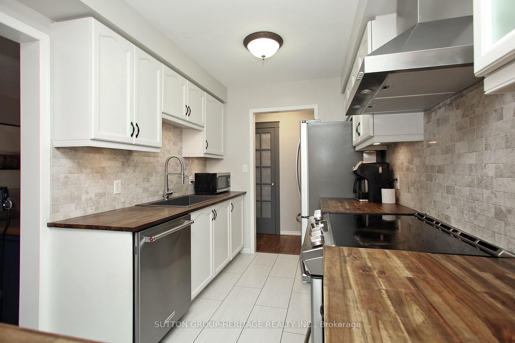 Photo 11 of 70 Mallory Street, Clarington, Courtice — HOMEH