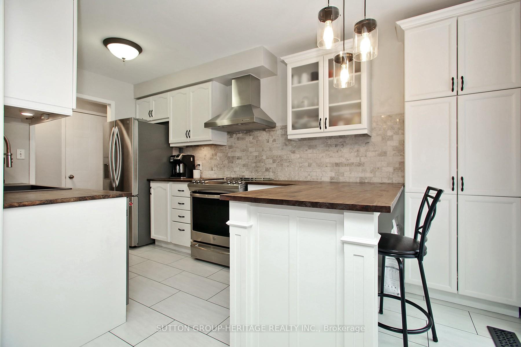 Photo 18 of 70 Mallory Street, Clarington, Courtice — HOMEH